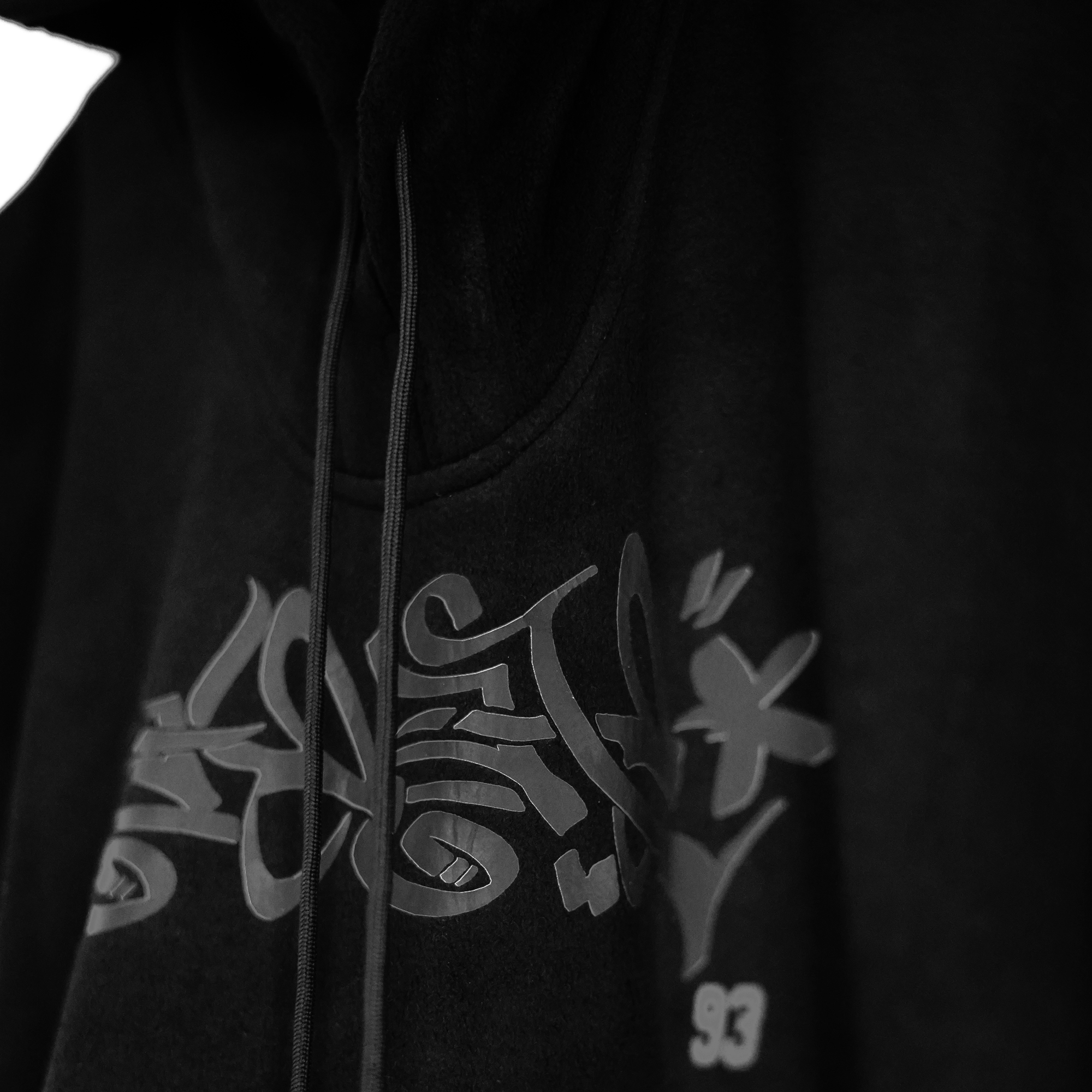 Detail Black