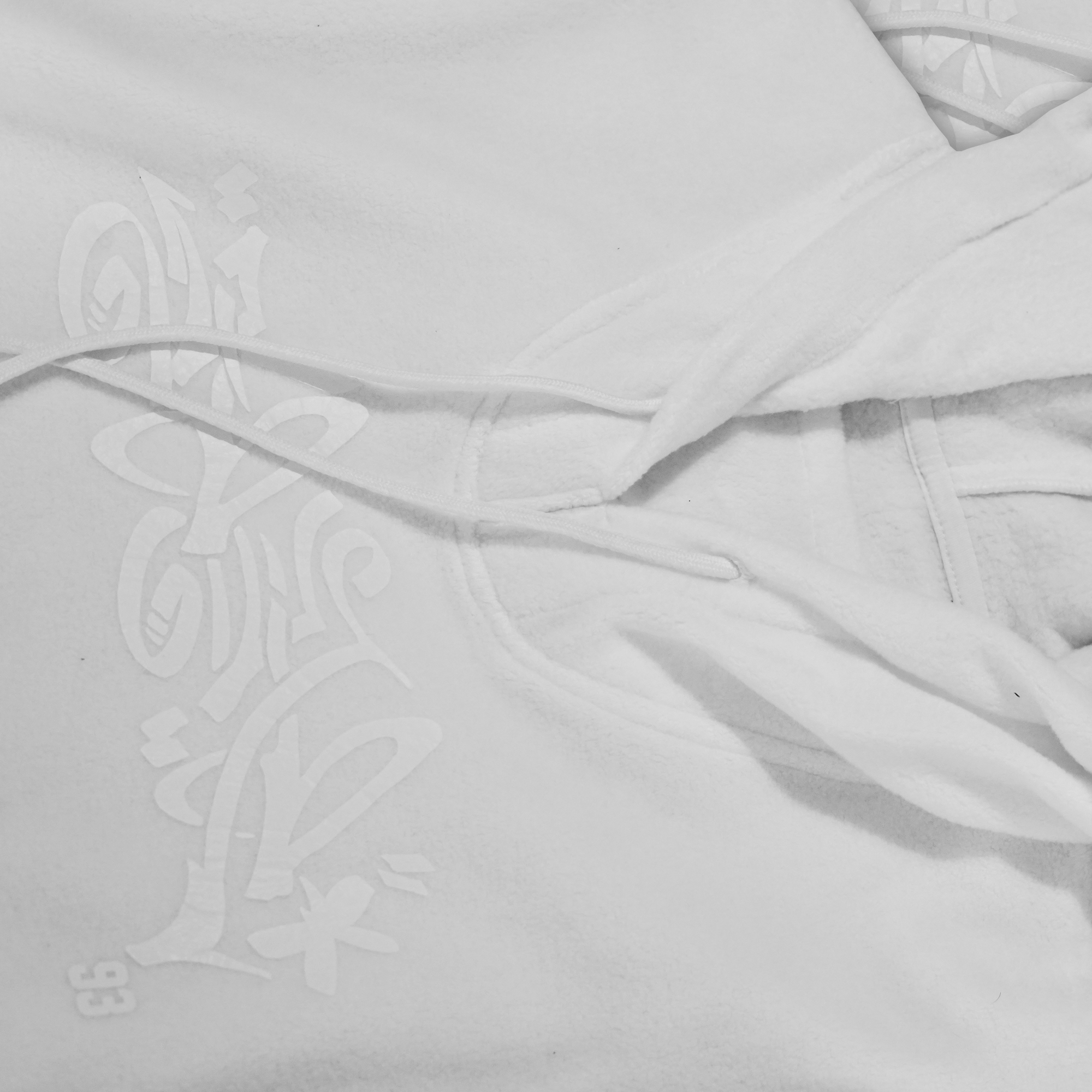 Detail White